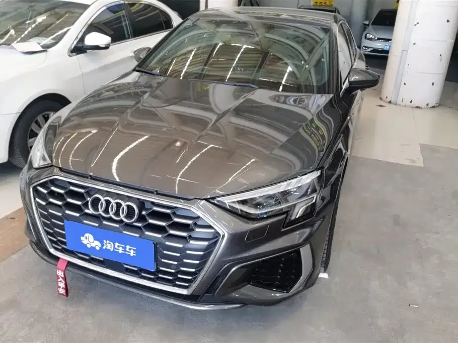 Audi A3 2022 из CN, фото 1