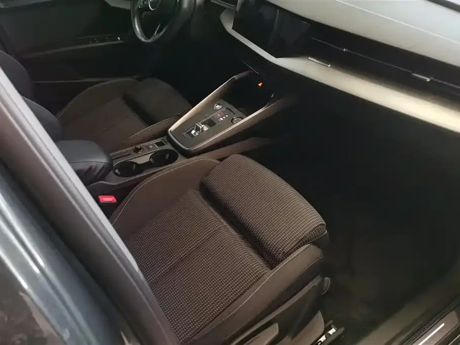 Audi A3 2022 из CN, фото 3