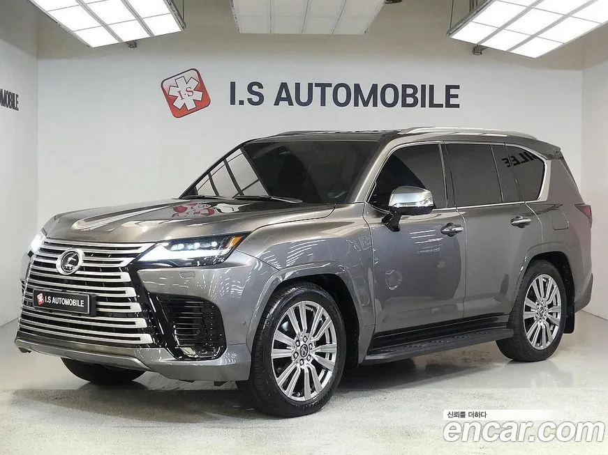 Lexus LX