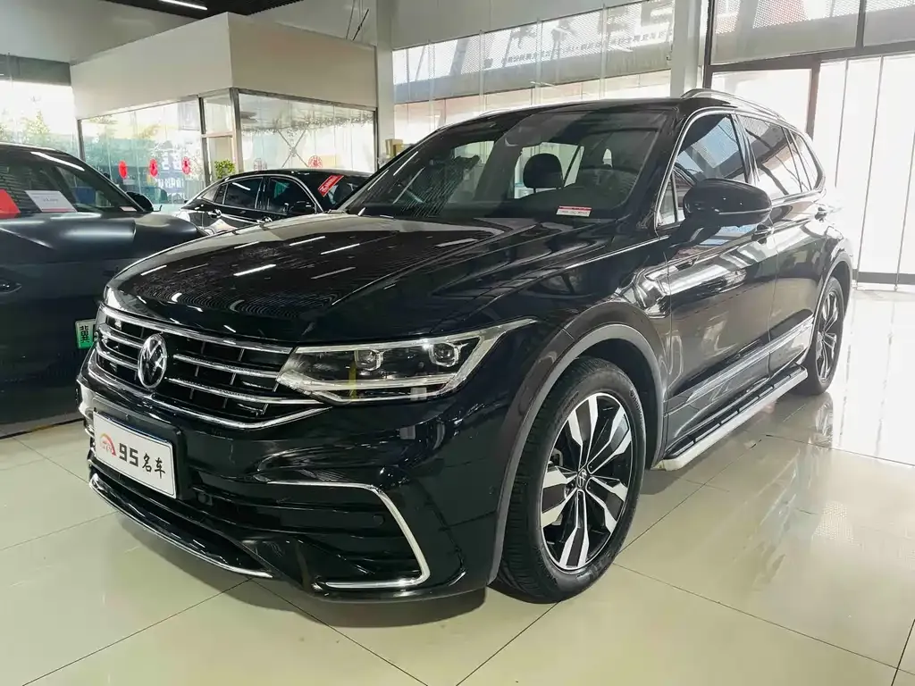 Volkswagen Tiguan L 2022 из CN, фото 1