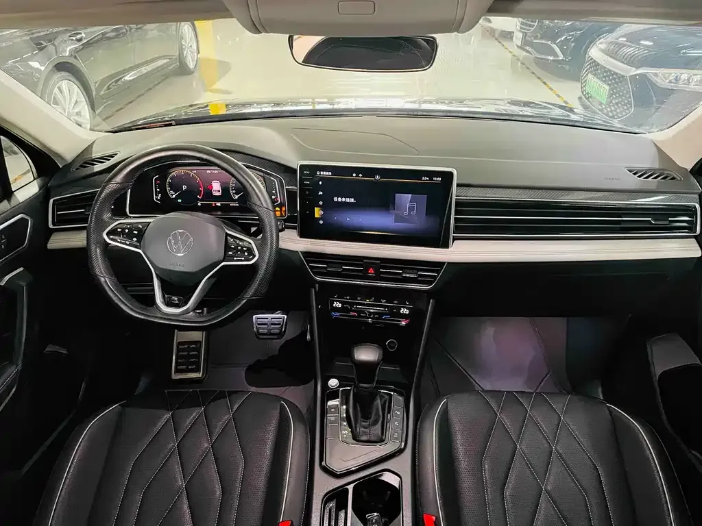 Volkswagen Tiguan L 2022 из CN, фото 10
