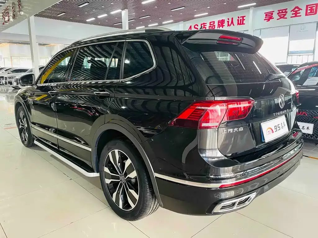 Volkswagen Tiguan L 2022 из CN, фото 8
