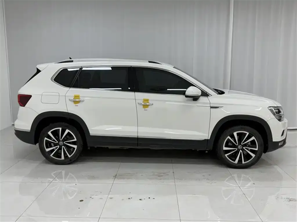 Volkswagen Tharu 2022 из CN, фото 3
