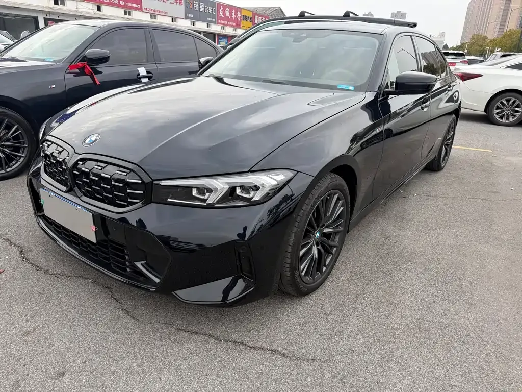 BMW 3 Series 2023 из CN, фото 1