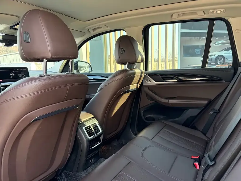 BMW iX3 2022 из CN, фото 8