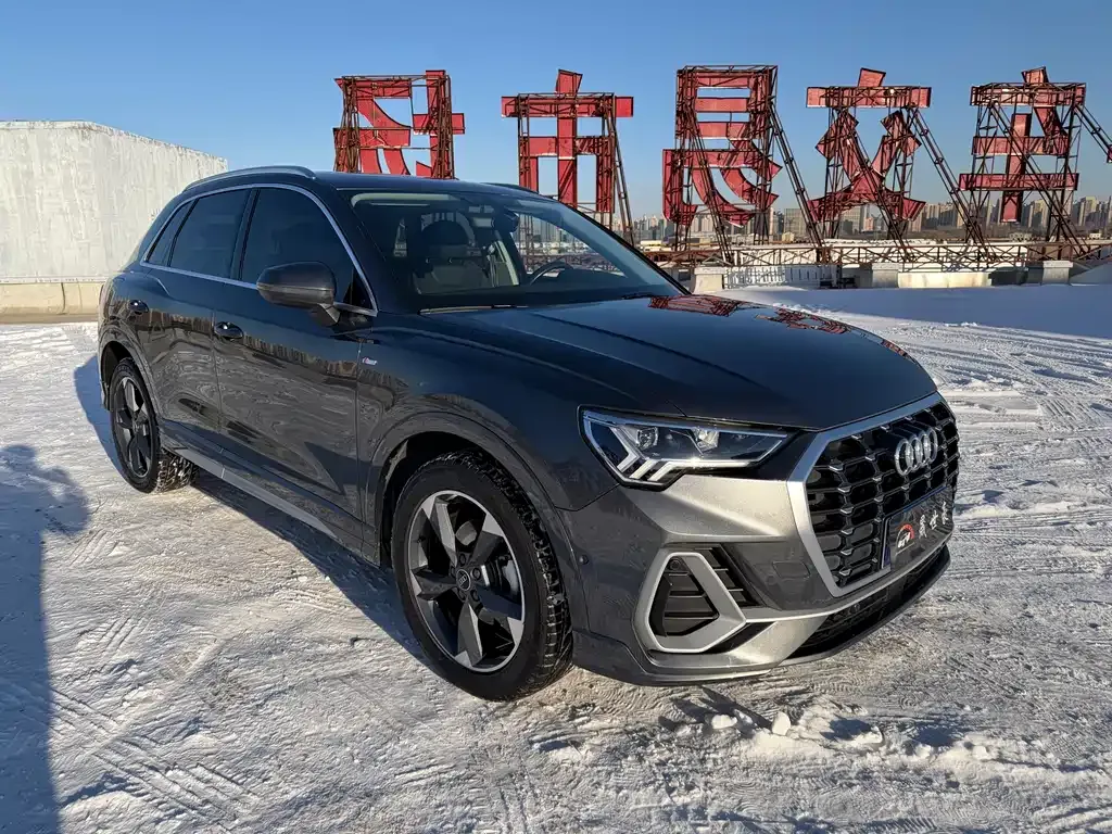 Audi Q3 2021 из CN, фото 10