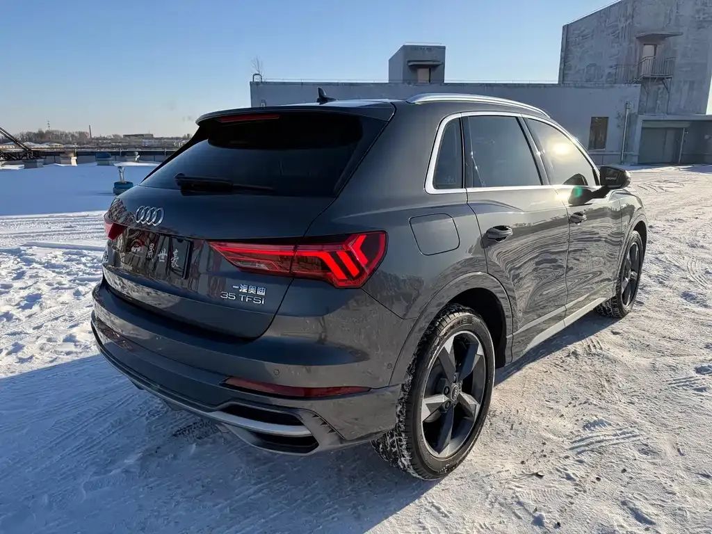 Audi Q3 2021 из CN, фото 7