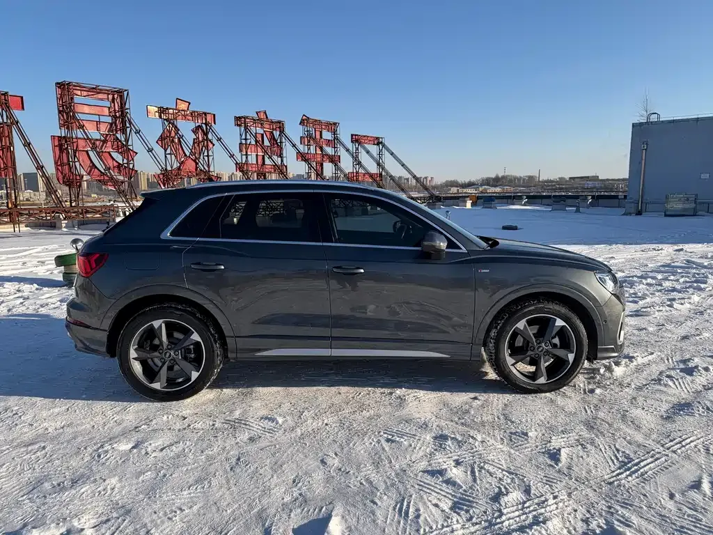 Audi Q3 2021 из CN, фото 9
