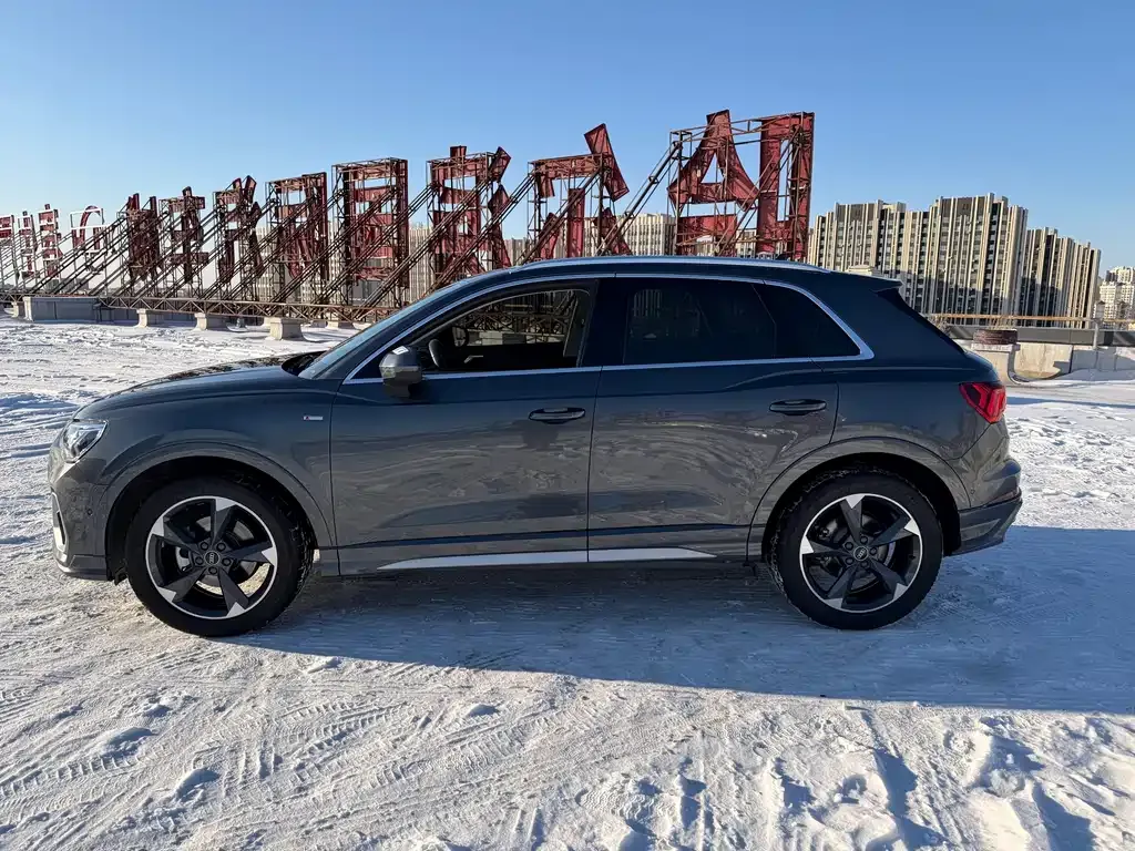 Audi Q3 2021 из CN, фото 5