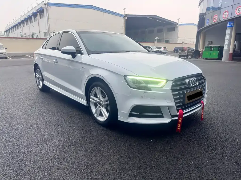 Audi A3 — фото 9