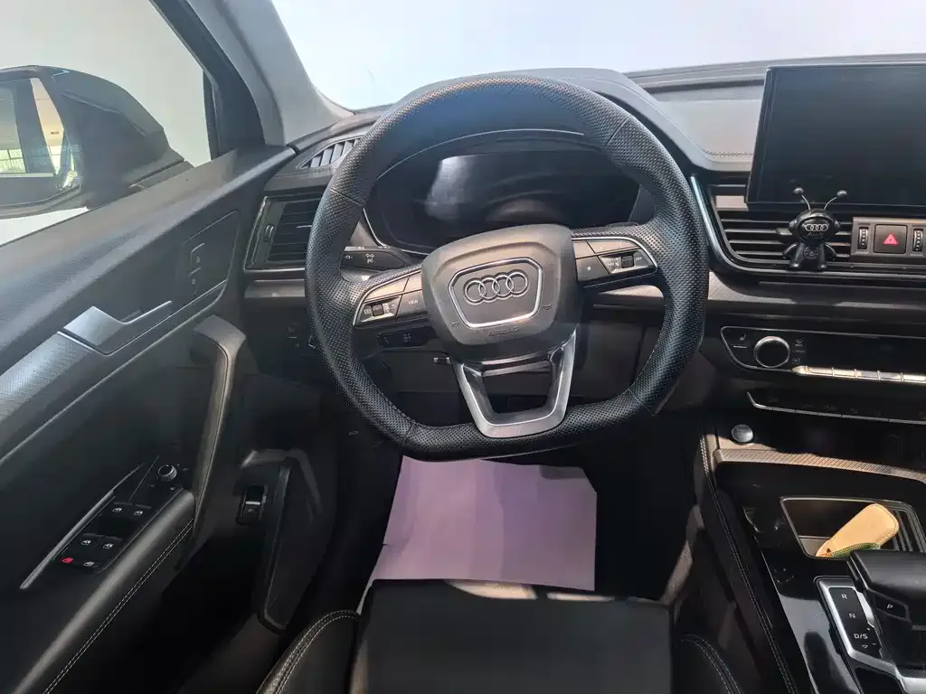 Audi Q5L 2022 из CN, фото 9