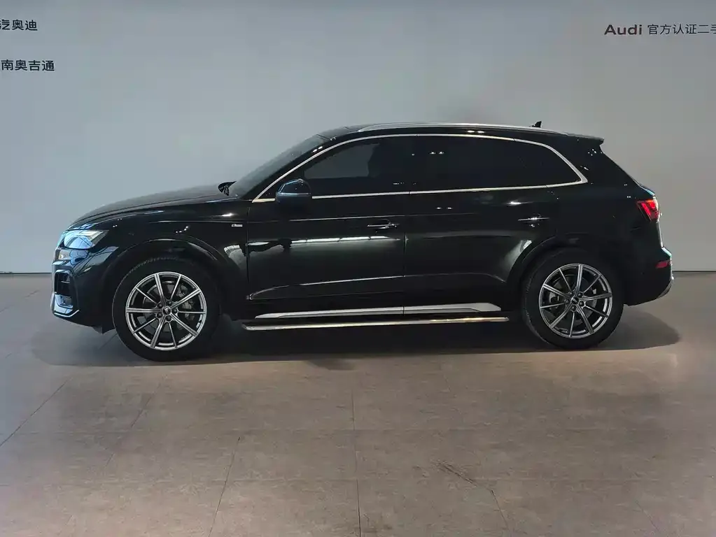 Audi Q5L 2022 из CN, фото 4
