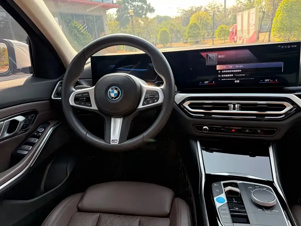 BMW i3 2023 из CN, фото 2