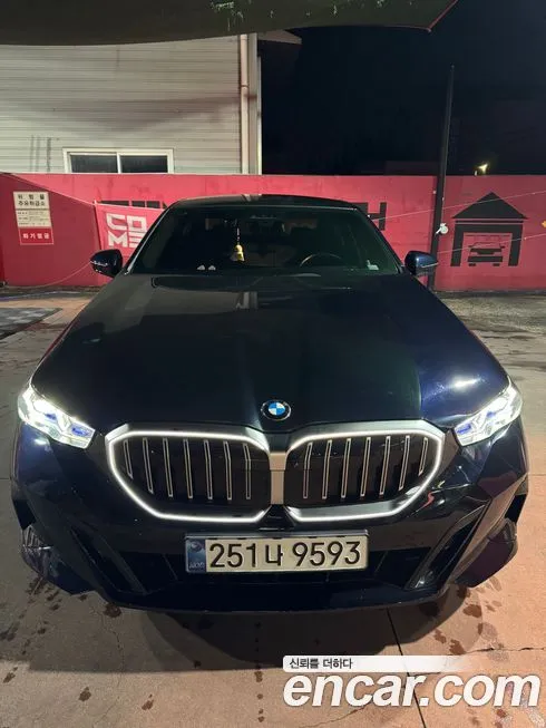 BMW 5-Series 2024 из KR, фото 7