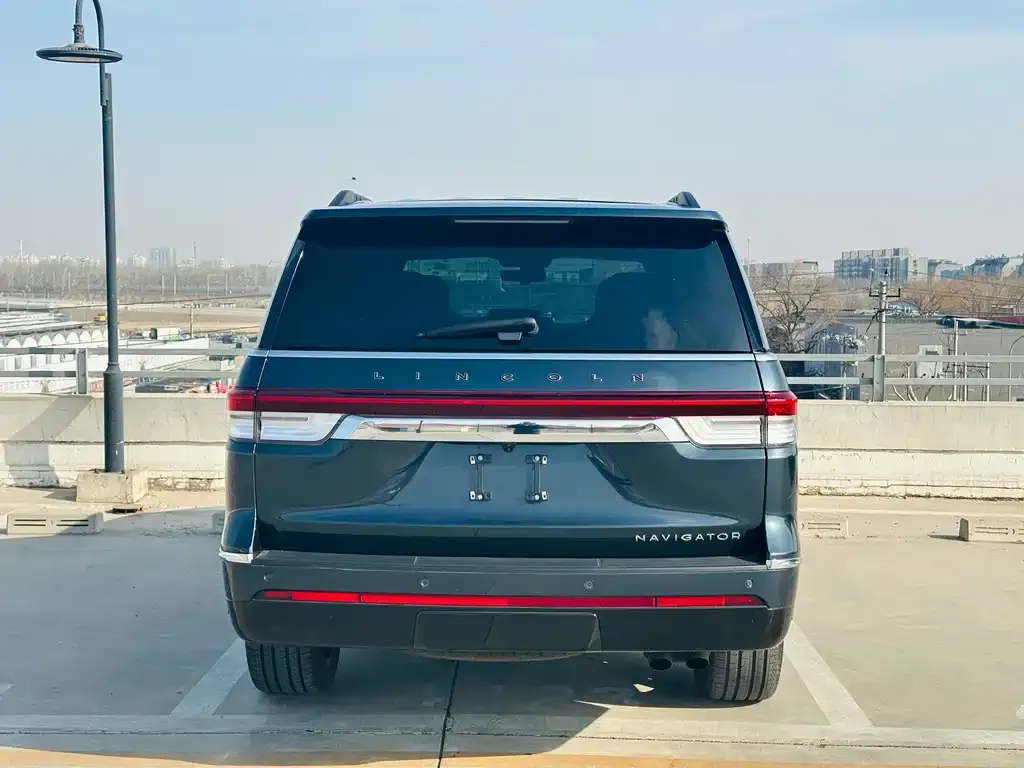 Lincoln Navigator — фото 5