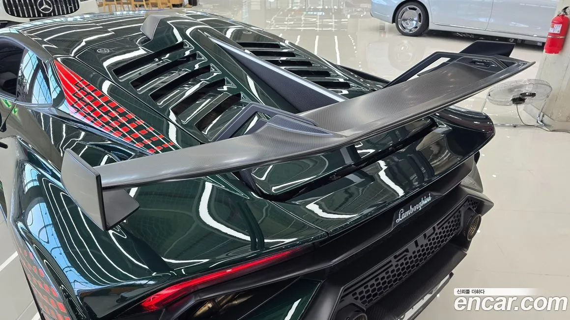 Lamborghini Huracan 2023 из KR, фото 8