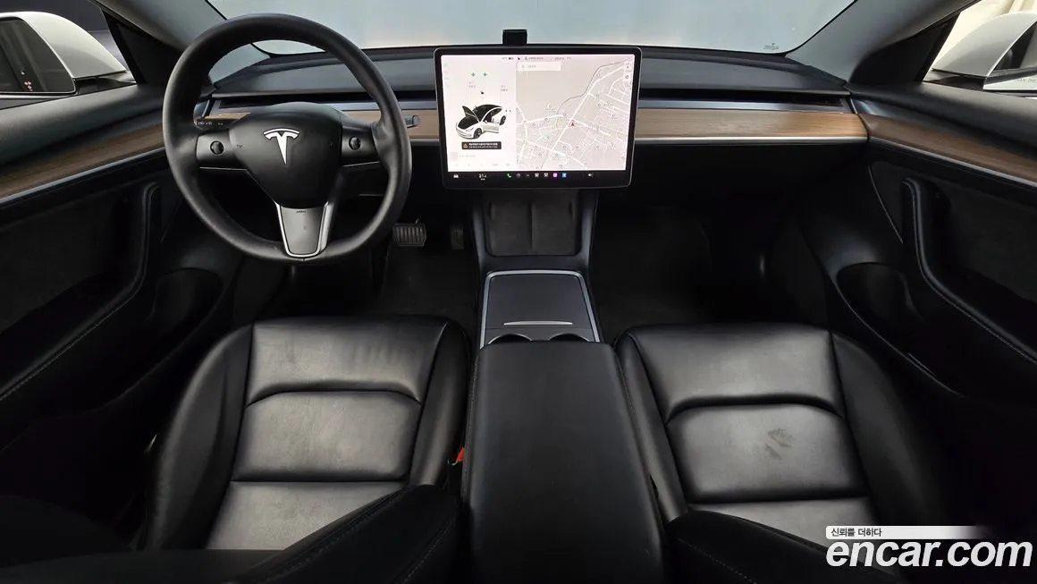 Tesla Model 3 2021 из KR, фото 3