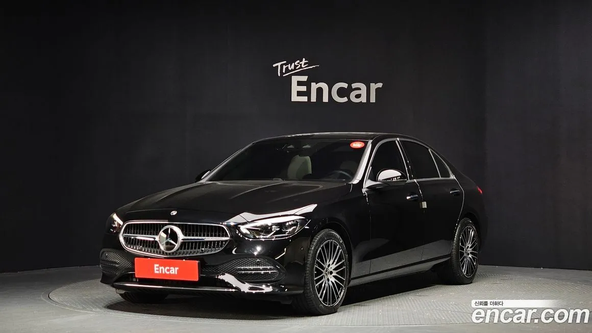 Mercedes-Benz C-Class — фото 1