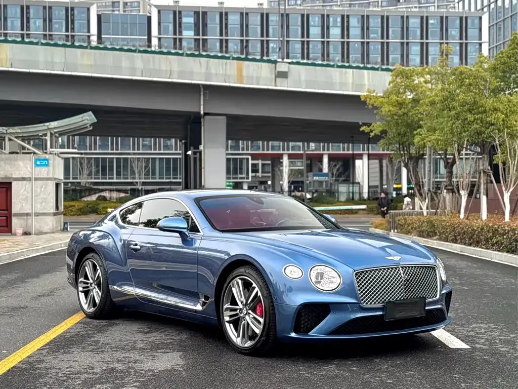 Bentley Continental 2024 из CN, фото 6