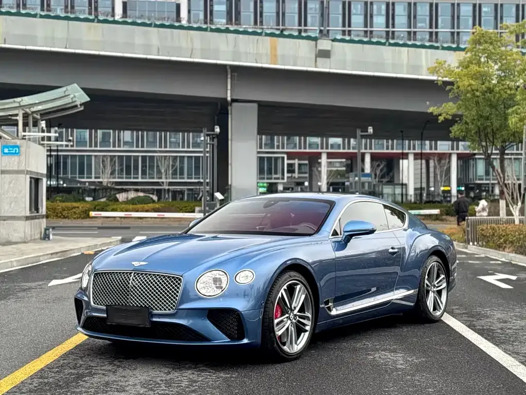 Bentley Continental 2024 из CN, фото 8