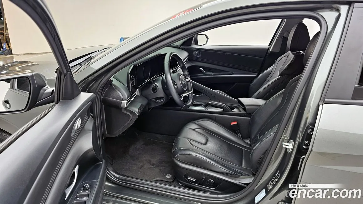 Hyundai AVANTE — фото 10