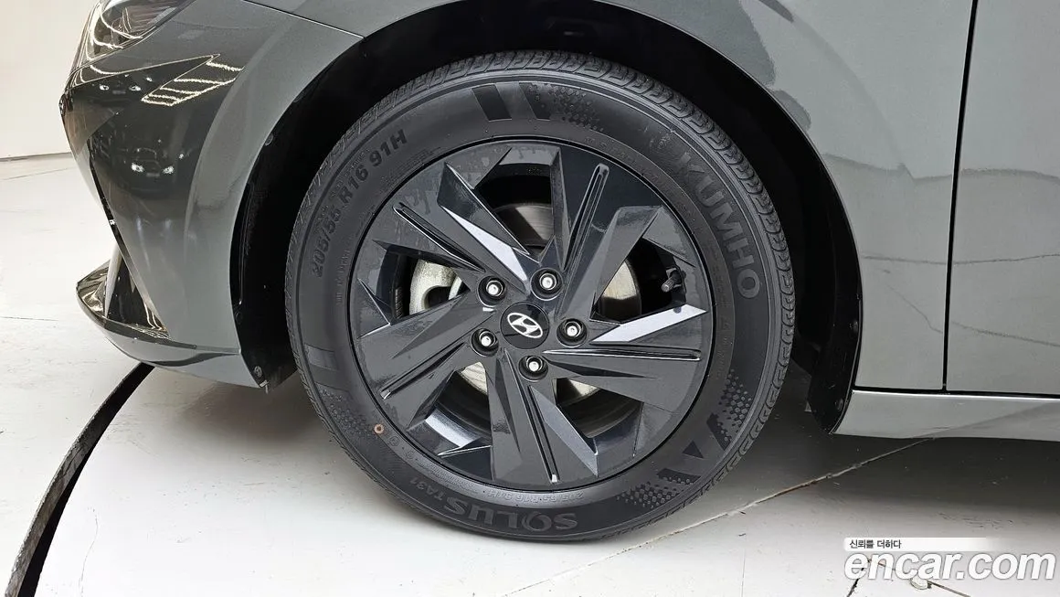 Hyundai AVANTE — фото 5