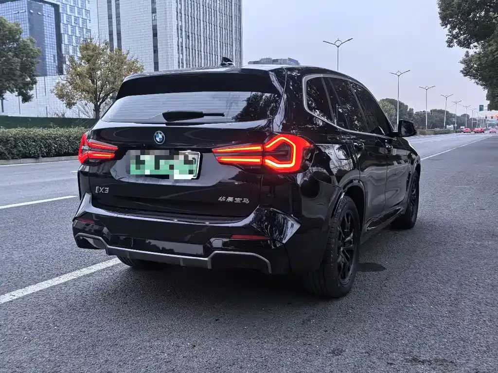 BMW iX3 2024 из CN, фото 5