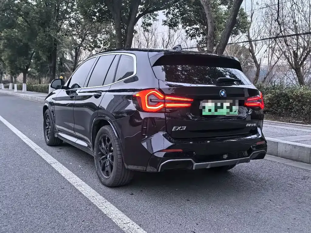 BMW iX3 2024 из CN, фото 8