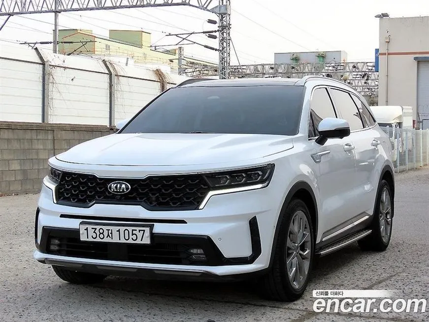 Kia Sorento — фото 8