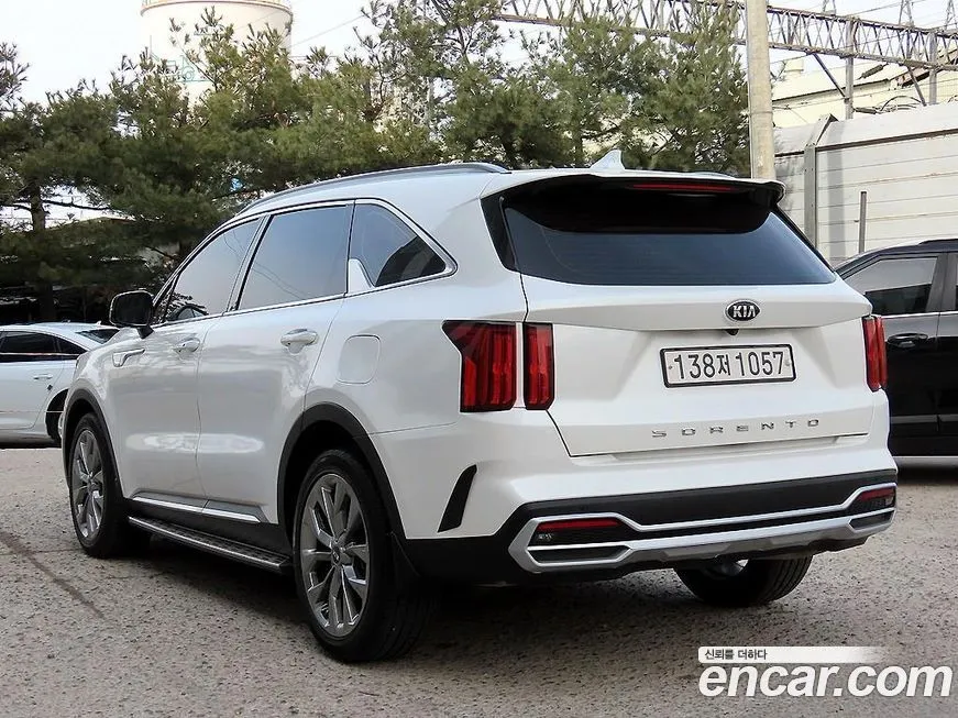 Kia Sorento — фото 4