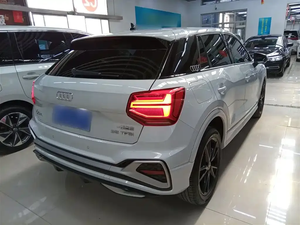 Audi Q2L 2024 из CN, фото 5