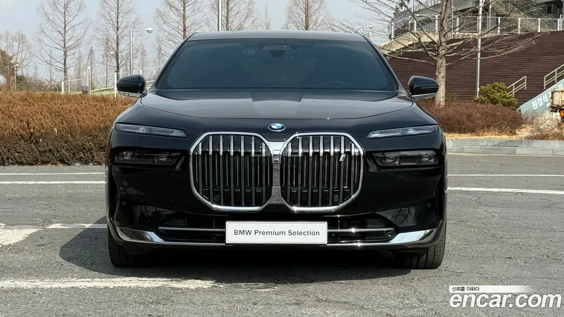 BMW i7 2023 из KR, фото 7