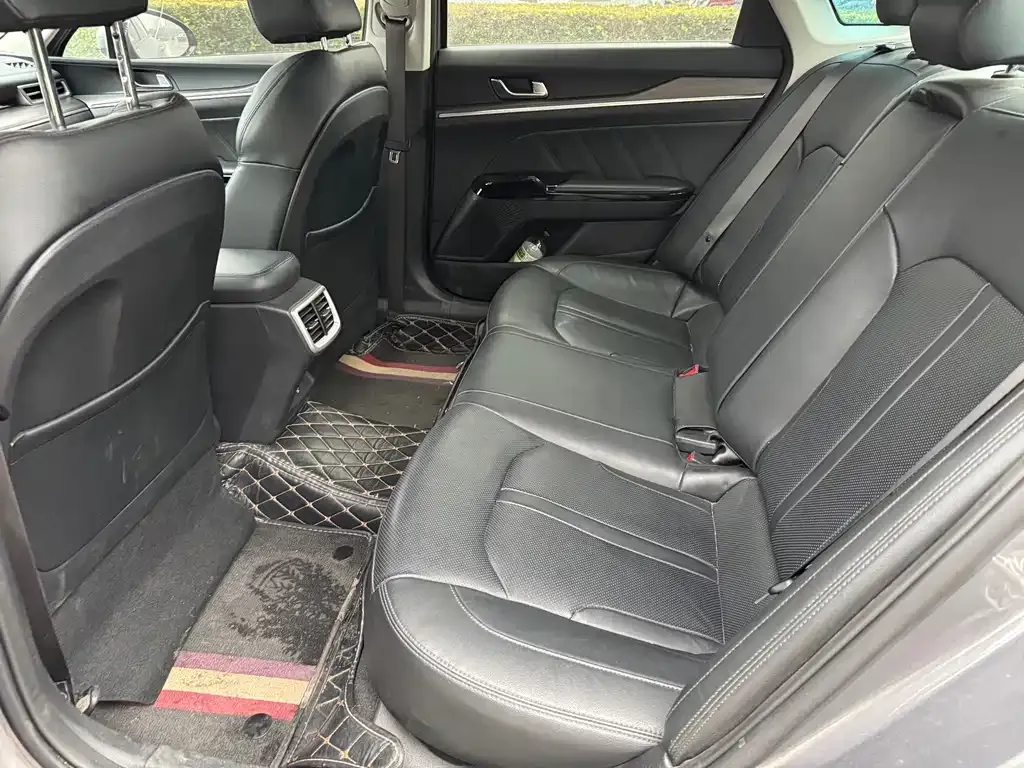 Kia K5 2023 из CN, фото 7