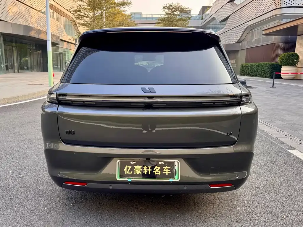 Li Auto L8 2023 из CN, фото 3