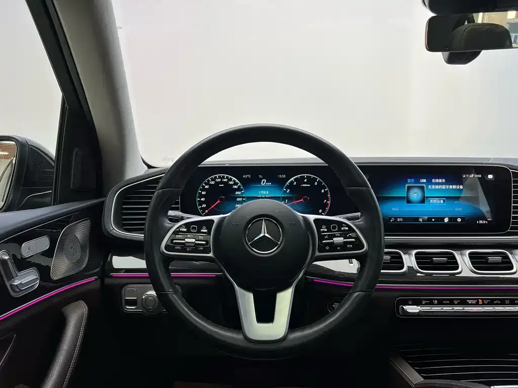 Mercedes-Benz GLE — фото 9