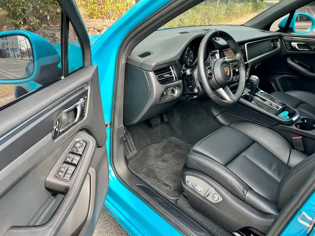Porsche Macan 2023 из CN, фото 3