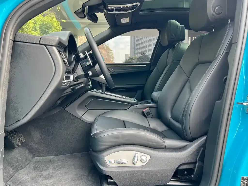 Porsche Macan 2023 из CN, фото 2