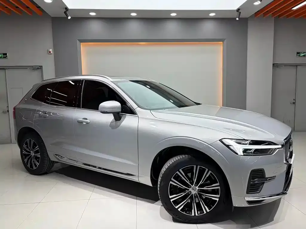 Volvo XC60 2022 из CN, фото 3
