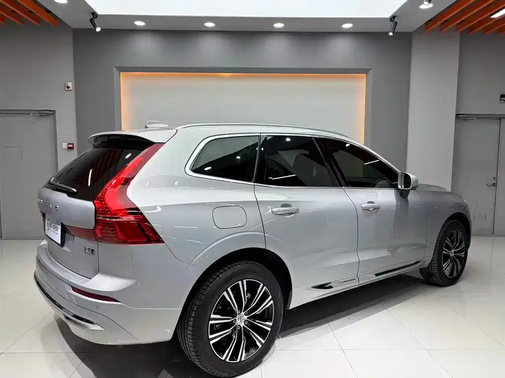 Volvo XC60 2022 из CN, фото 9