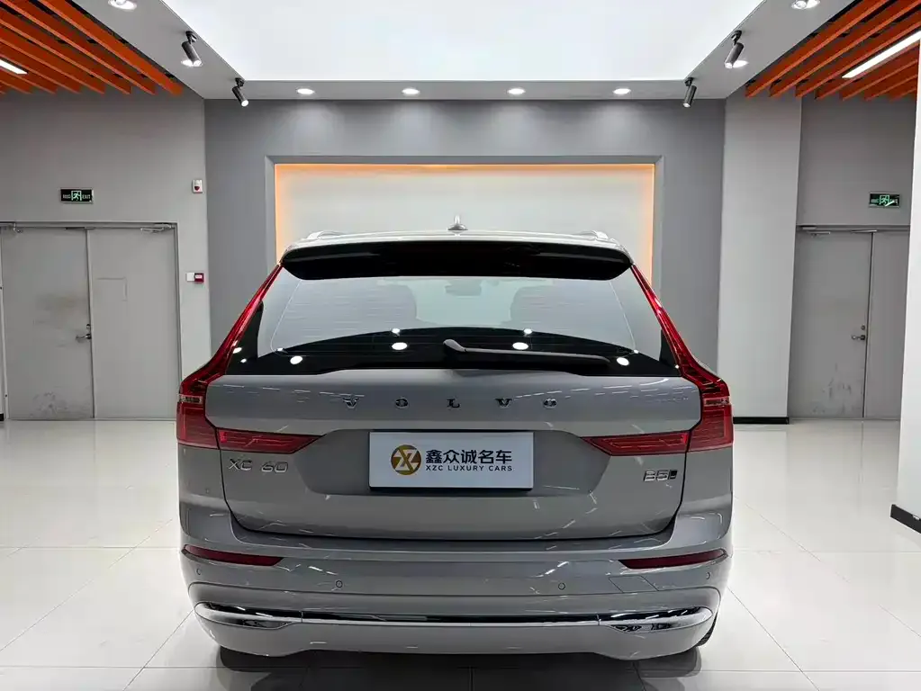 Volvo XC60 2022 из CN, фото 4