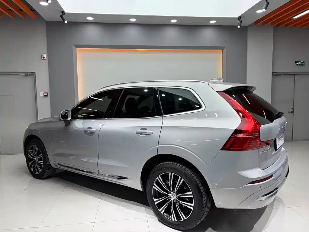 Volvo XC60 2022 из CN, фото 6