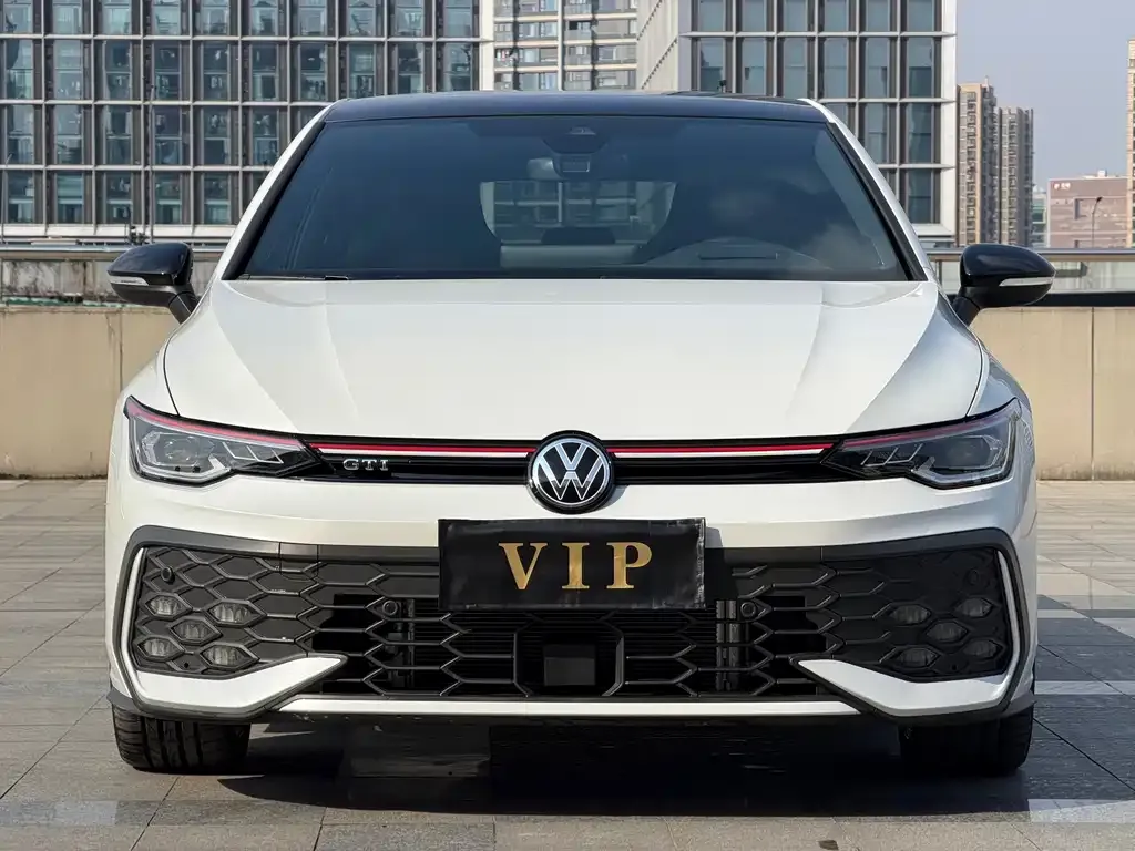 Volkswagen Golf GTI — фото 4
