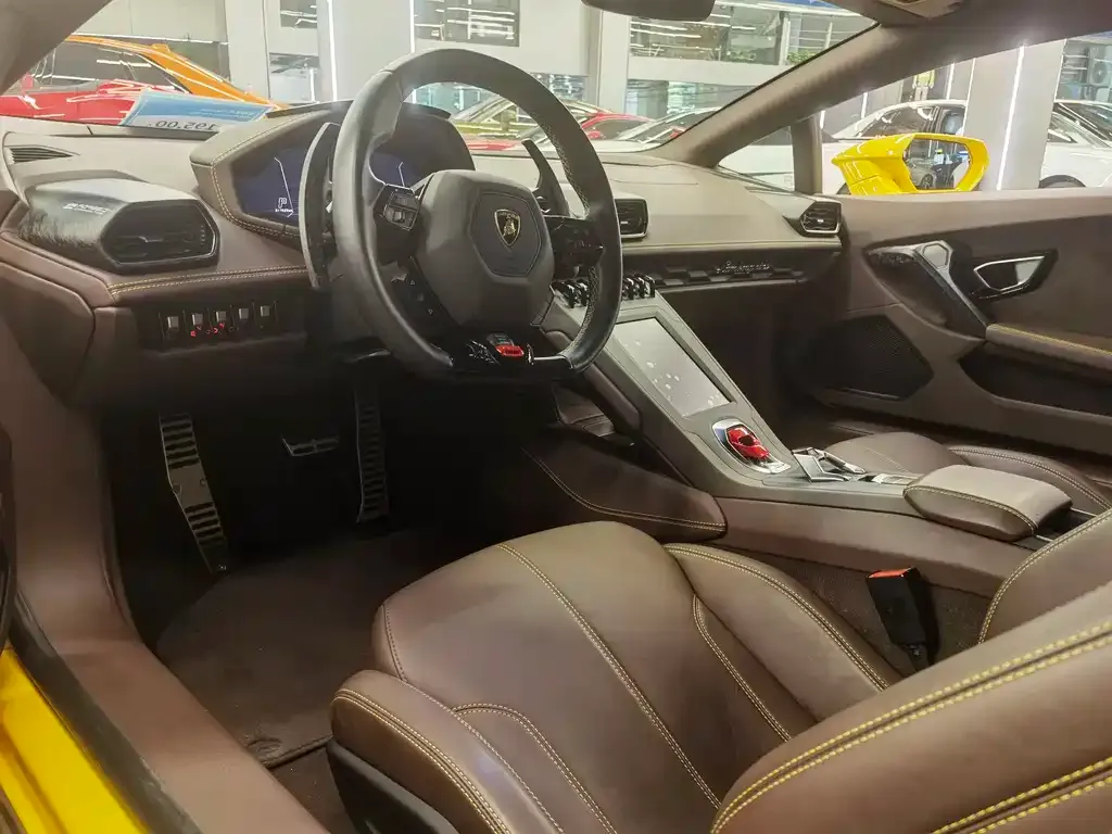 Lamborghini Huracan 2021 из CN, фото 5