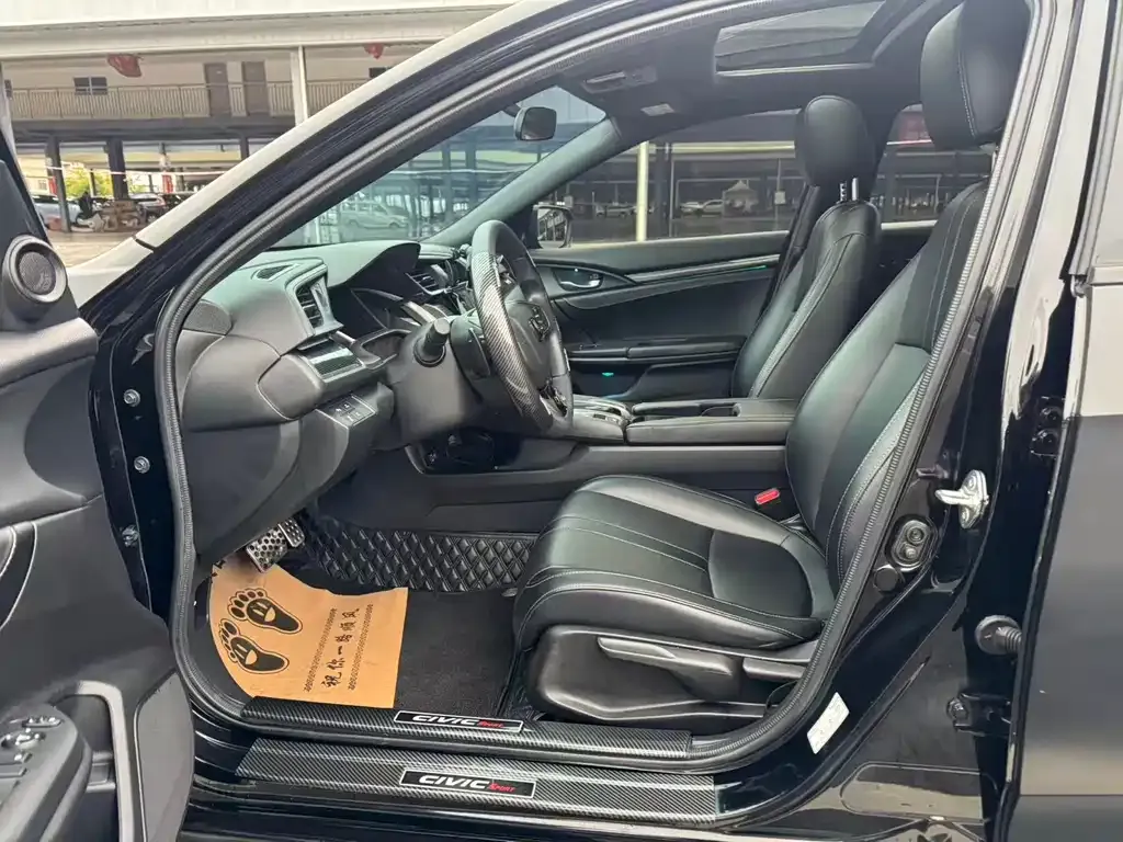 Honda Civic — фото 8