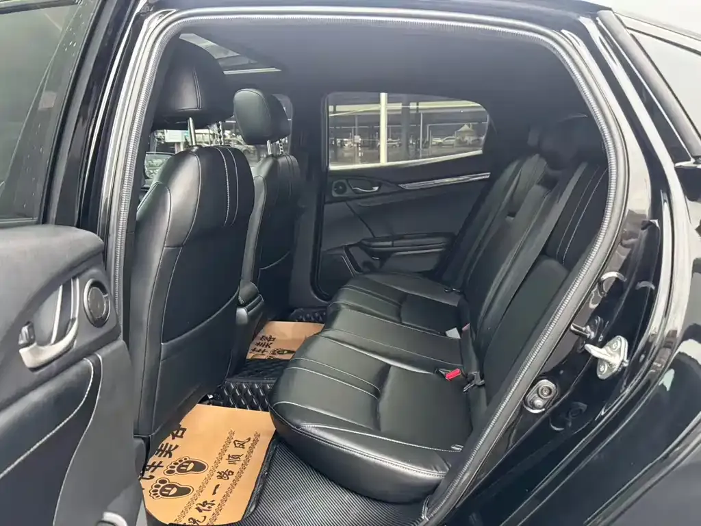 Honda Civic — фото 4