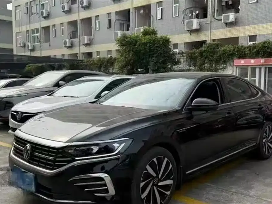 Volkswagen Passat 2023 из CN, фото 1