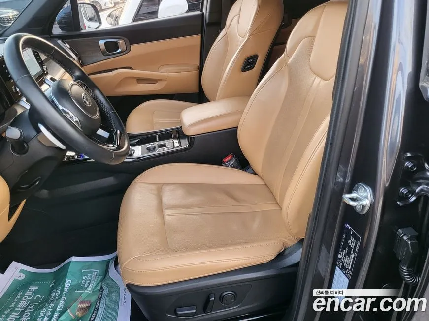 Kia Sorento — фото 10