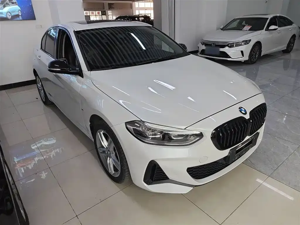 BMW 1 Series 2022 из CN, фото 10