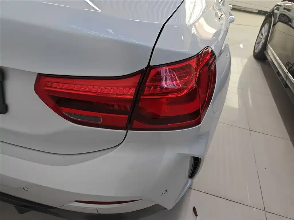 BMW 1 Series 2022 из CN, фото 2