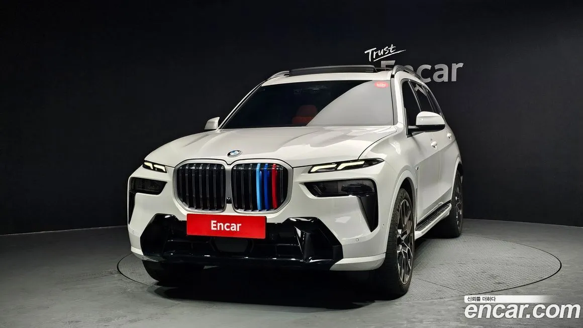 BMW X7 — фото 4